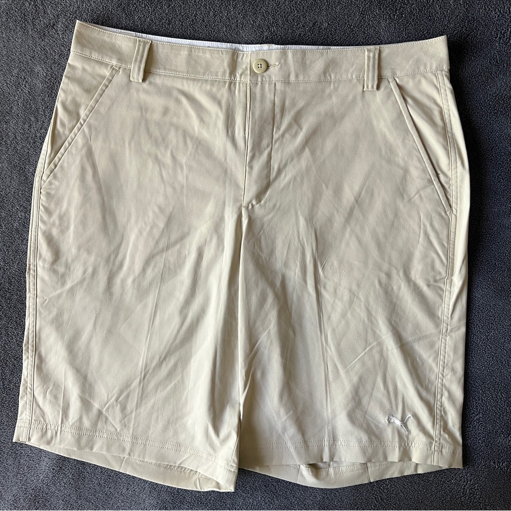 🔥Puma Light Tan Golf Shorts